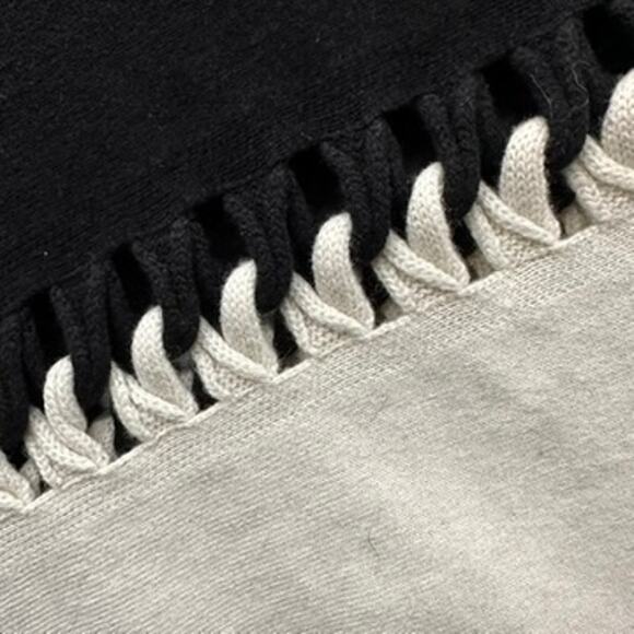 Kinross Cashmere Twist Stitch Poncho Women's One Size Black Dune Luxury Warmth - Picture 8 of 10